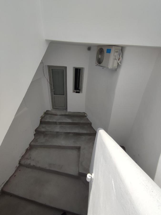V D Fira Rooms Exterior foto